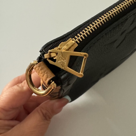 Louis Vuitton Wild At Heart Multi Pochette Black Chain Crossbody Bag EUC - Picture 6 of 16